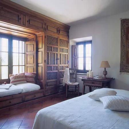 Cortijo Prado Toro Pitres