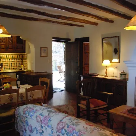 Cortijo Prado Toro Pitres